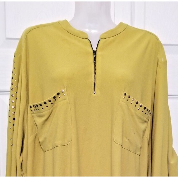 Susan Graver Women's Tunic Top Size 3X Studded Embellished Pockets & Sleeves - Picture 2 of 5